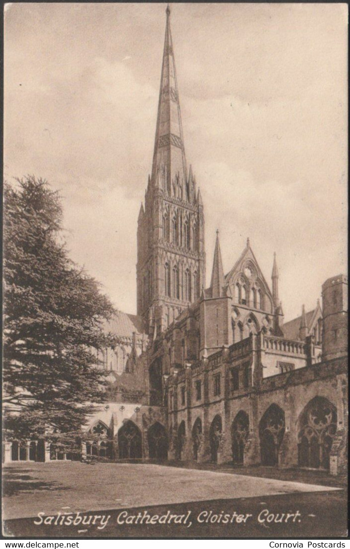 Cloister Court, Salisbury Cathedral, Wiltshire, 1913 - Frith's Postcard - Salisbury