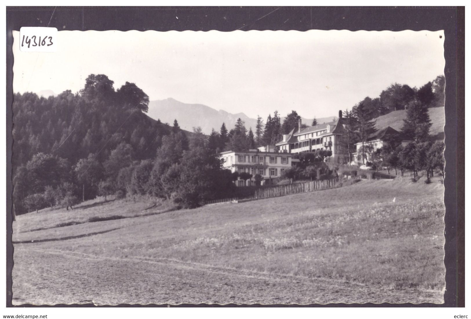 LE PAQUIER - FOYER DE MONTBARRY - TB - Le Pâquier