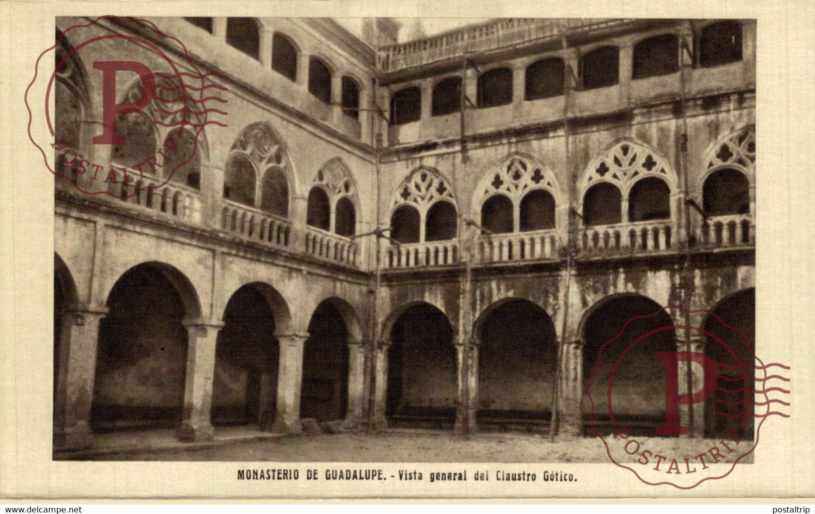 CACERES. GUADALUPE. CLAUSTRO GOTICO. - Cáceres