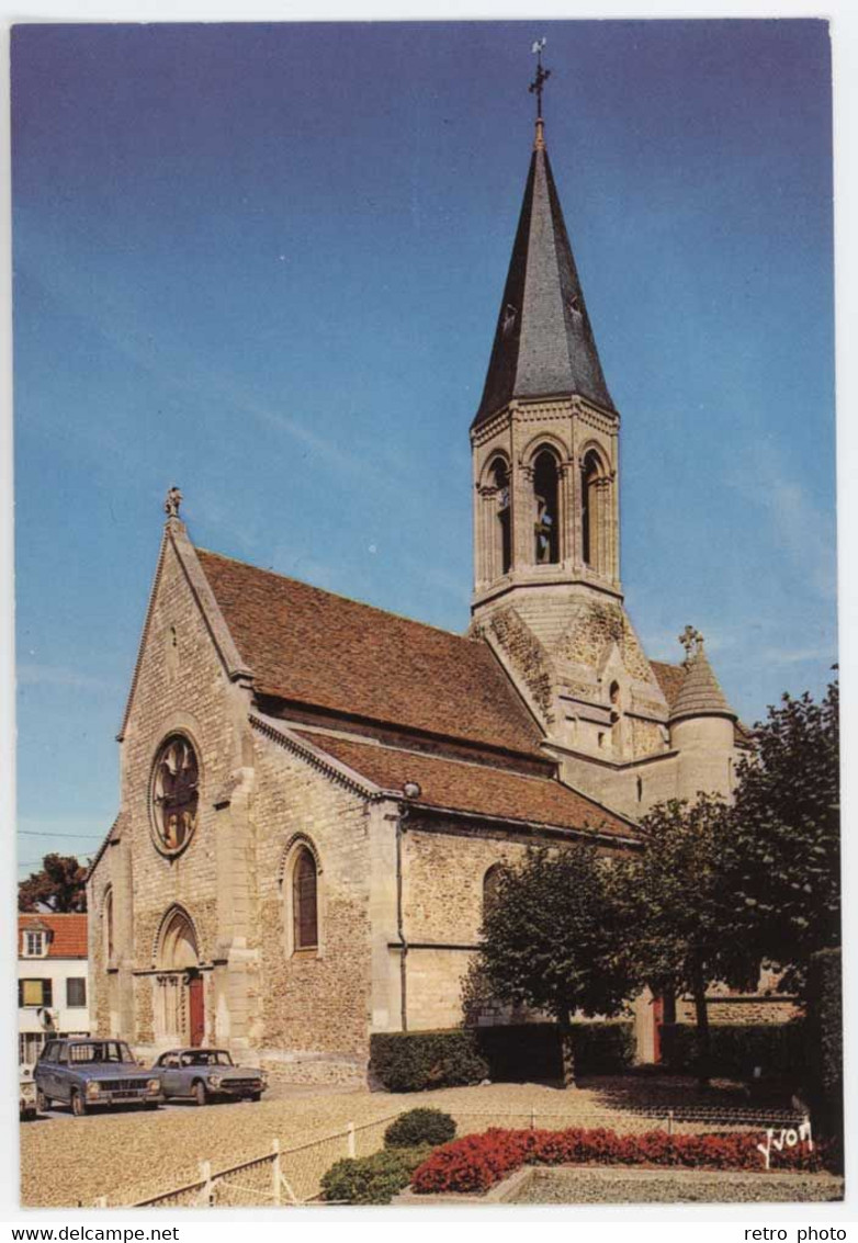 Cpsm Louveciennes - L'église - Louveciennes