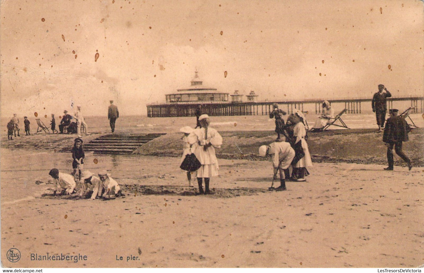 CPA Blankenberghe - Le Pier - Belle Animation - Enfants Sur La Plage - Blankenberge