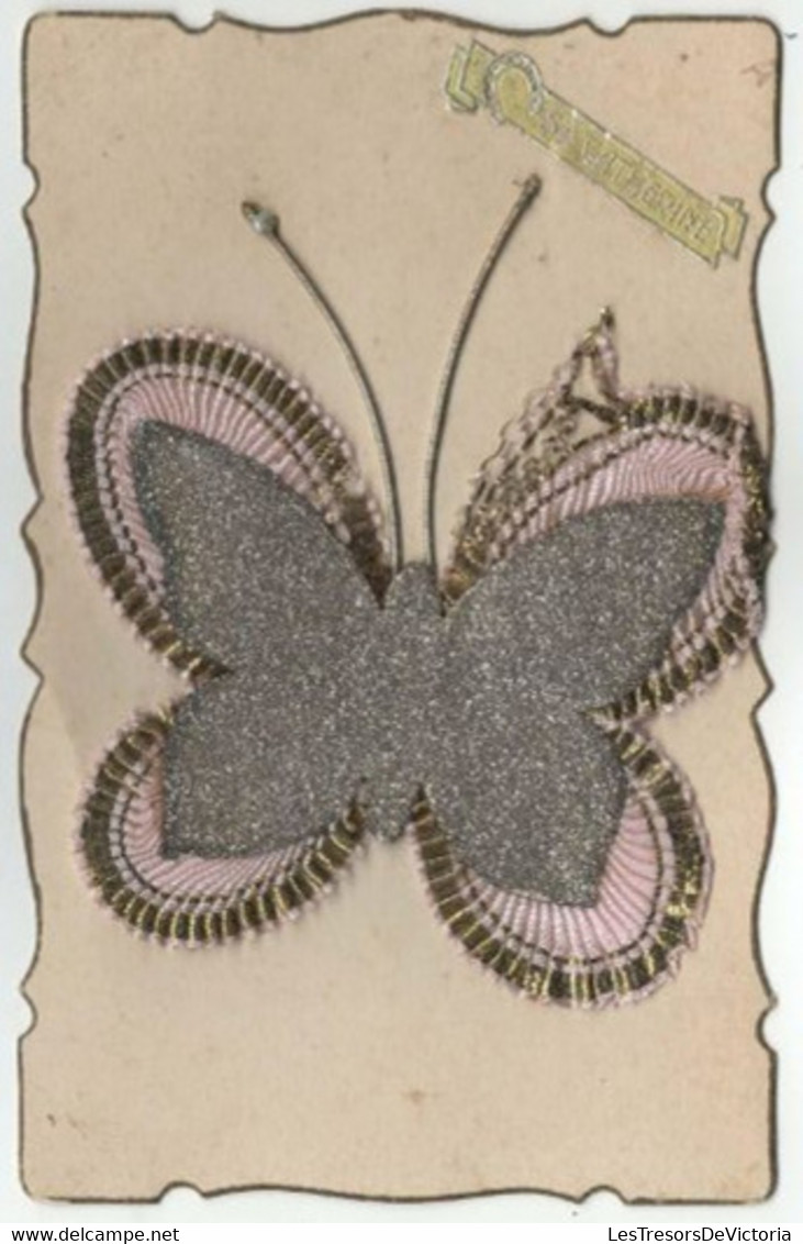 CPA Sainte Catherine - Carte Avec Ajoutis Papillon En Tissus Et Paillettes Argentées - Santa Caterina