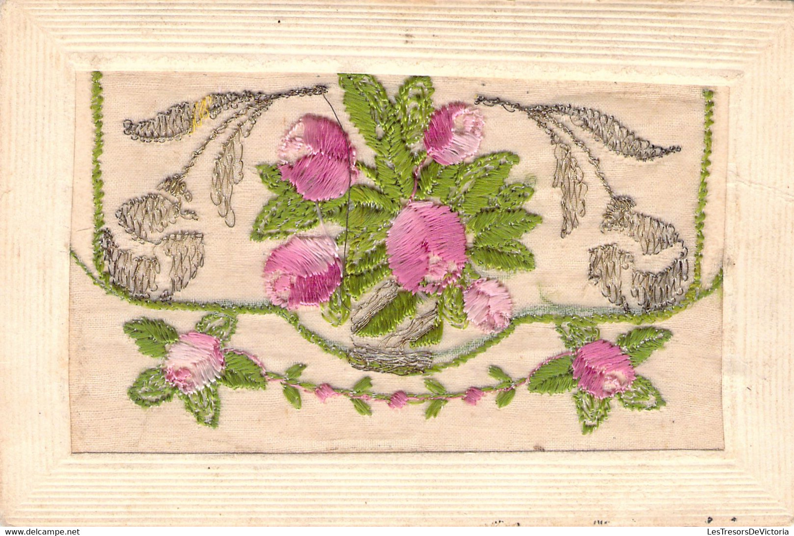 CPA Brodée - Broderie Fleurs - La Partie Brodée S'ouvre Comme Une Enveloppe Pour Glisser Un Message à L'intérieur - Ricamate