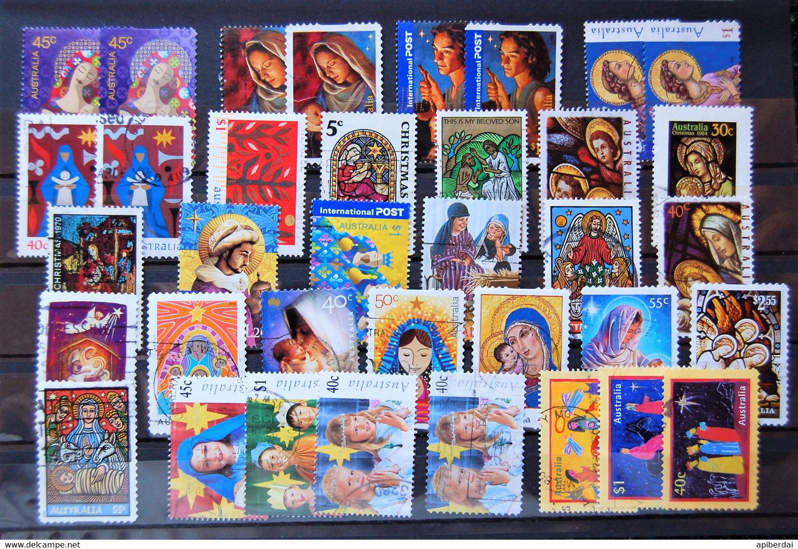 Australie Australia - Small Batch Of Stamps On Thema "nativity" With Differents Perforations Used - Sammlungen