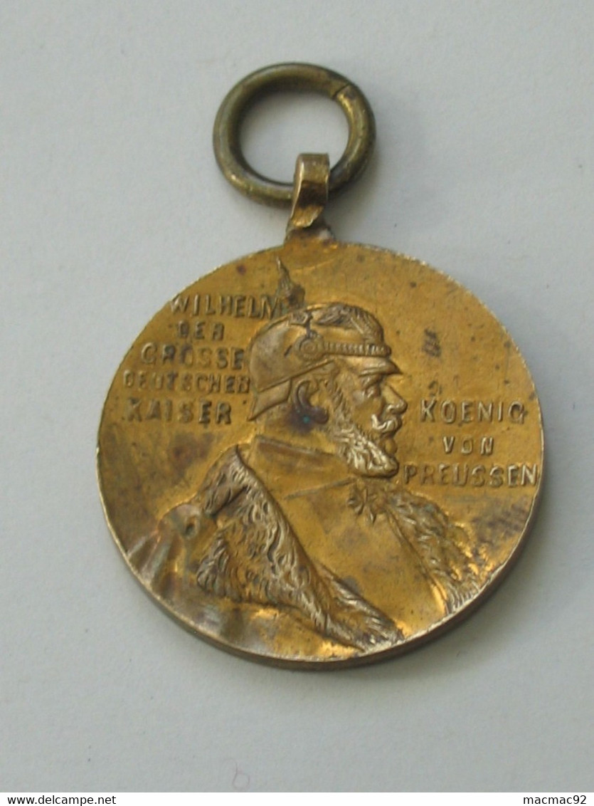 Médaille WILHELM DAUM GROSSE DEUTSCHER KAISER - KOENIG VON PREUSSEN  **** EN ACHAT IMMEDIAT **** - Royaux/De Noblesse