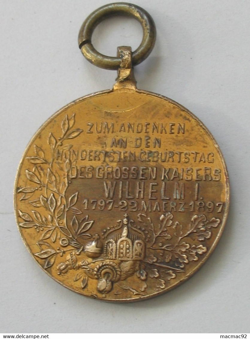 Médaille WILHELM DAUM GROSSE DEUTSCHER KAISER - KOENIG VON PREUSSEN  **** EN ACHAT IMMEDIAT **** - Royaux/De Noblesse