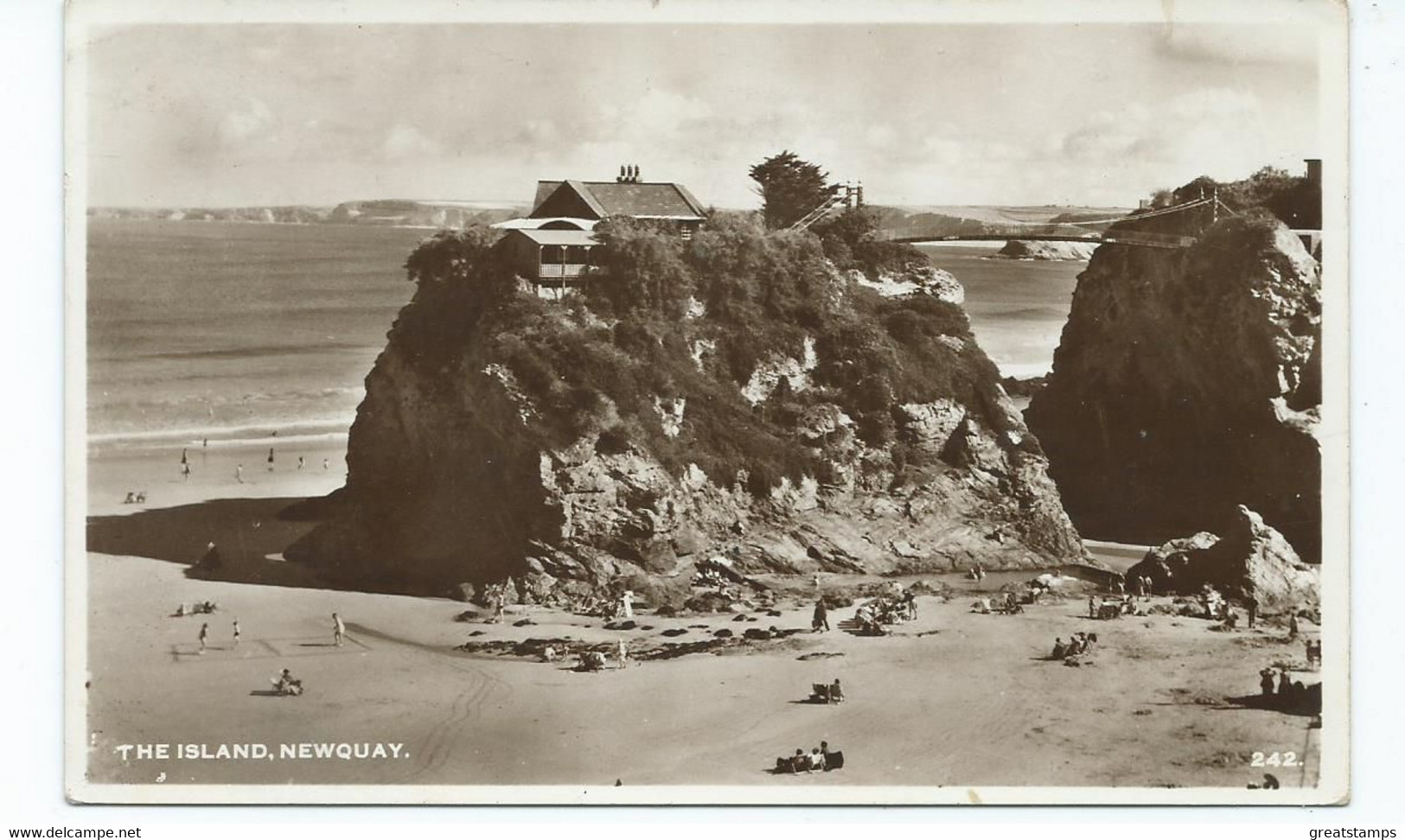 Cornwall Postcard The Island Newquay Rp Posted 1951 No Stamp - Newquay