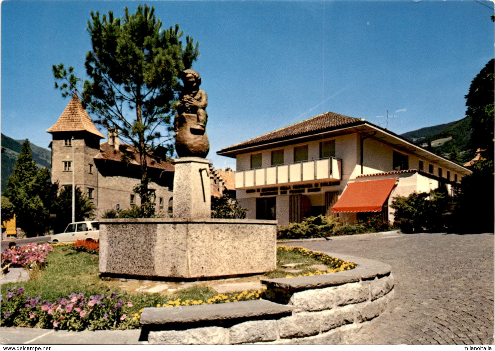 Meran - Obermais - Blumenplatz (75/1) - Merano