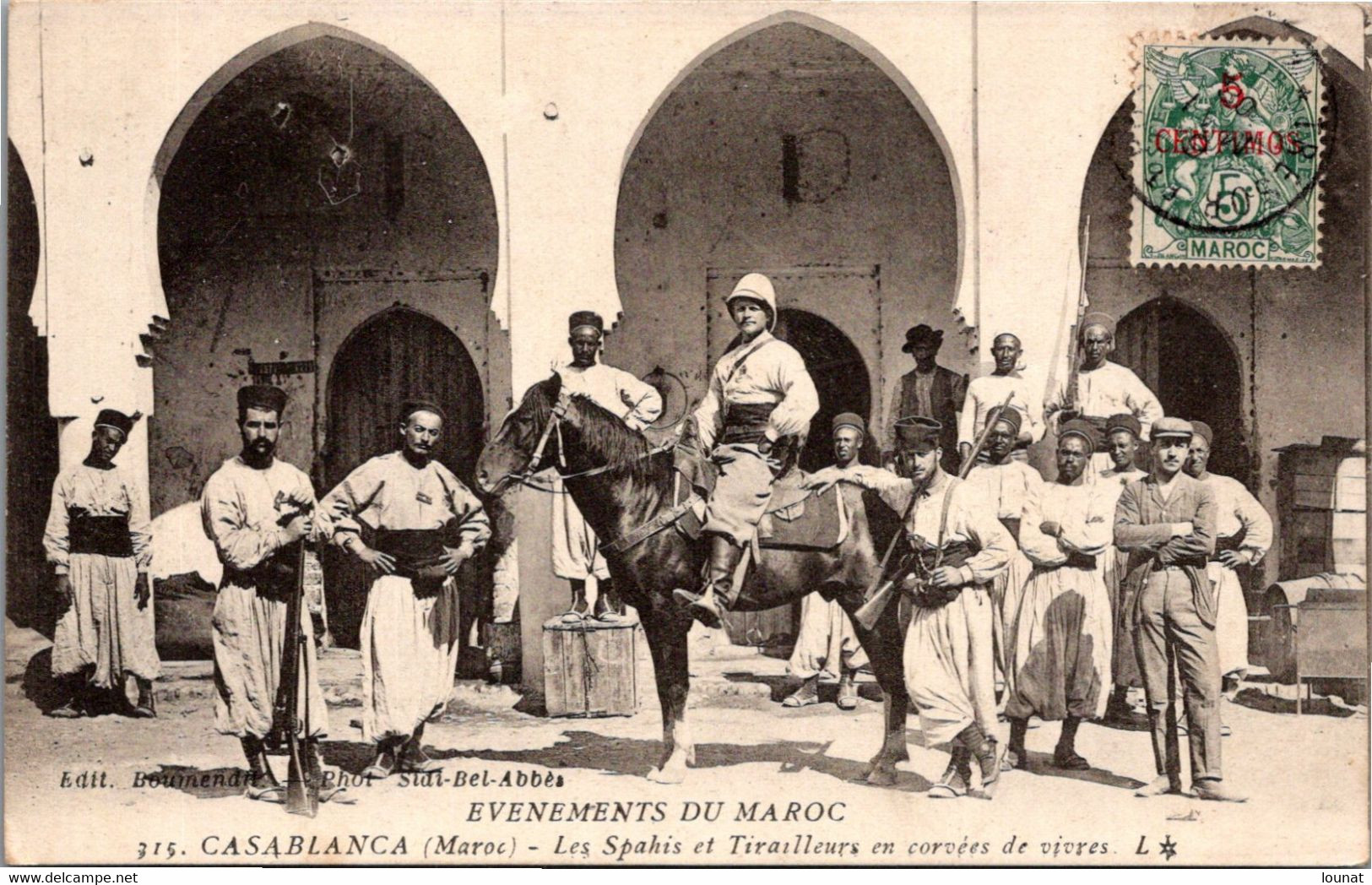 MAROC - CASABLANCA - Les Spahis Et Tirailleurs En Corvées De Vivres - Casablanca