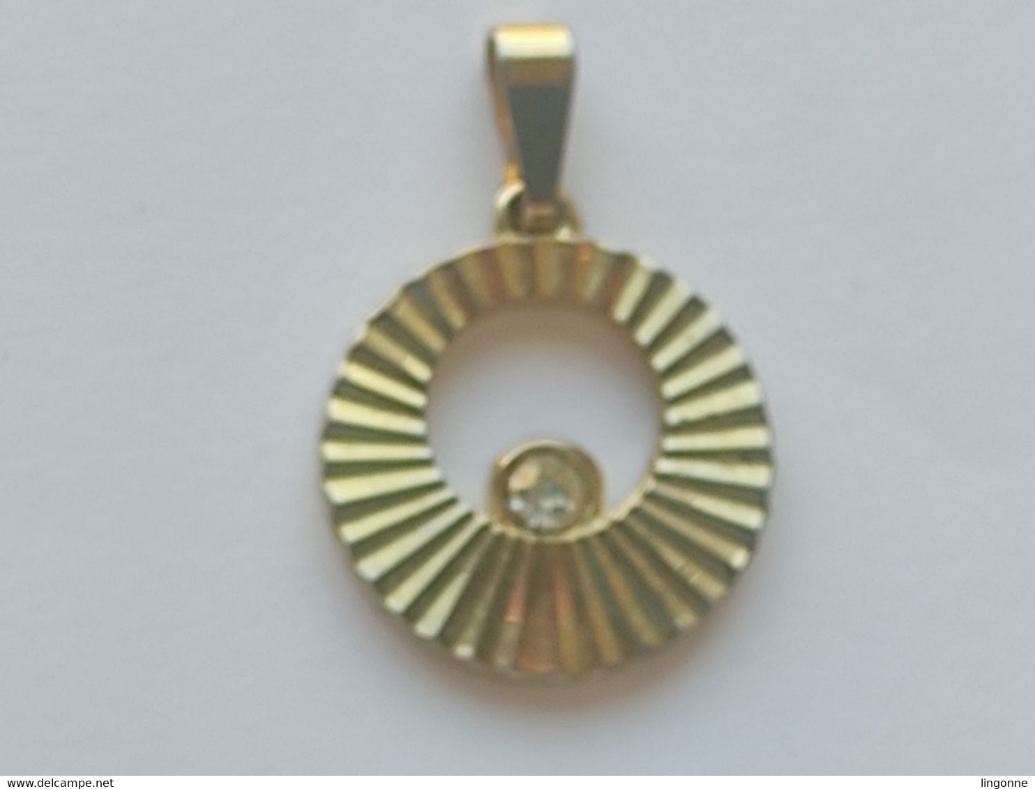 Pendentif BLANCHE PORTE Poids 2,13 Grammes - Anhänger