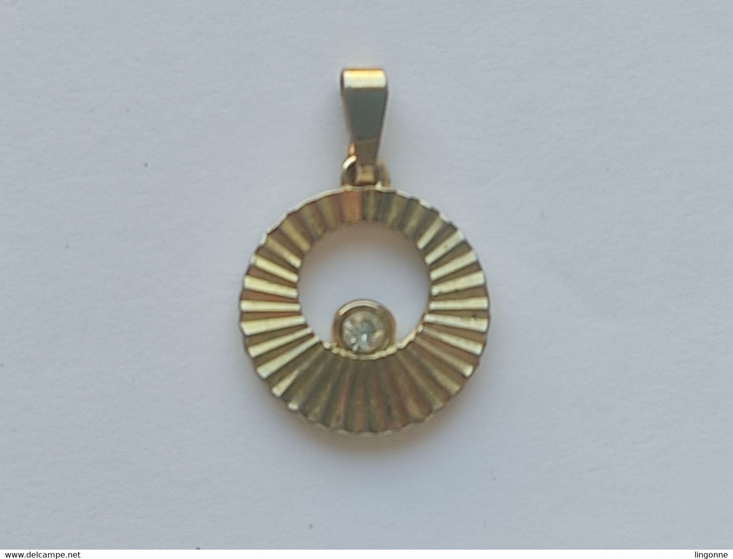 Pendentif BLANCHE PORTE Poids 2,13 Grammes - Anhänger