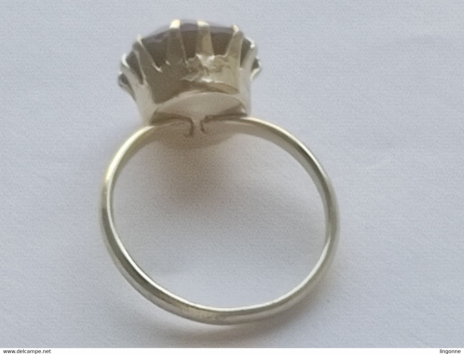 BAGUE FANTAISIE Avec Pierre Diamètre Intérieur 1,76 Cm Env Poids 1,55 Grammes - Ringe