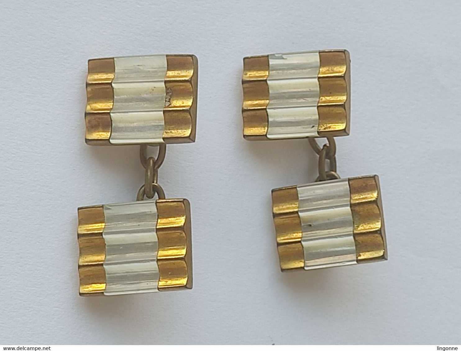 Anciens Boutons De Manchette Avec Chaine  Poids 8,36 Grammes - Cuff Links & Studs