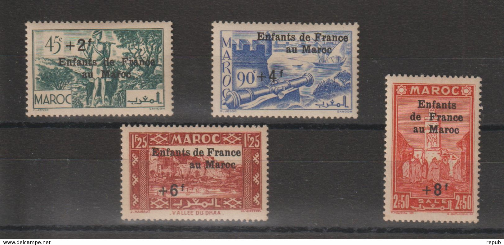 Maroc 1942 Série Enfants De France 200-203, 4 Val * Charnière MH - Neufs