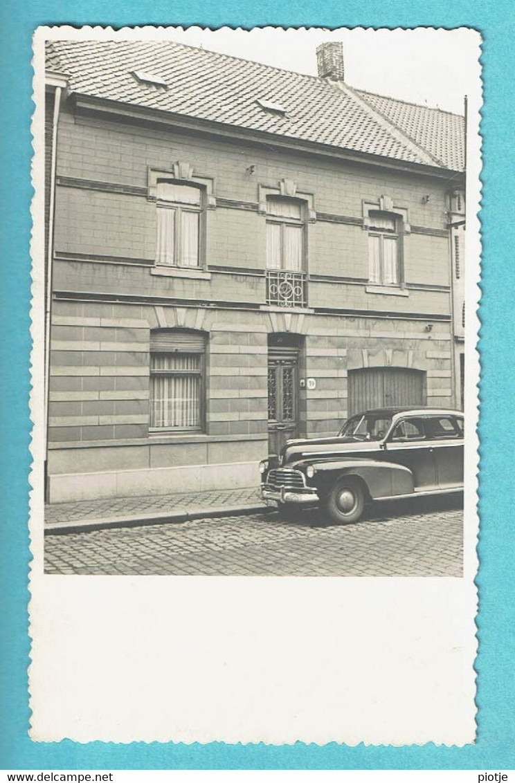 * Eernegem - Eerneghem (Ichtegem) * (Carte Photo - Fotokaart - Gevaert) Stationstraat 39, Oldtimer Car, Façade, Old - Ichtegem