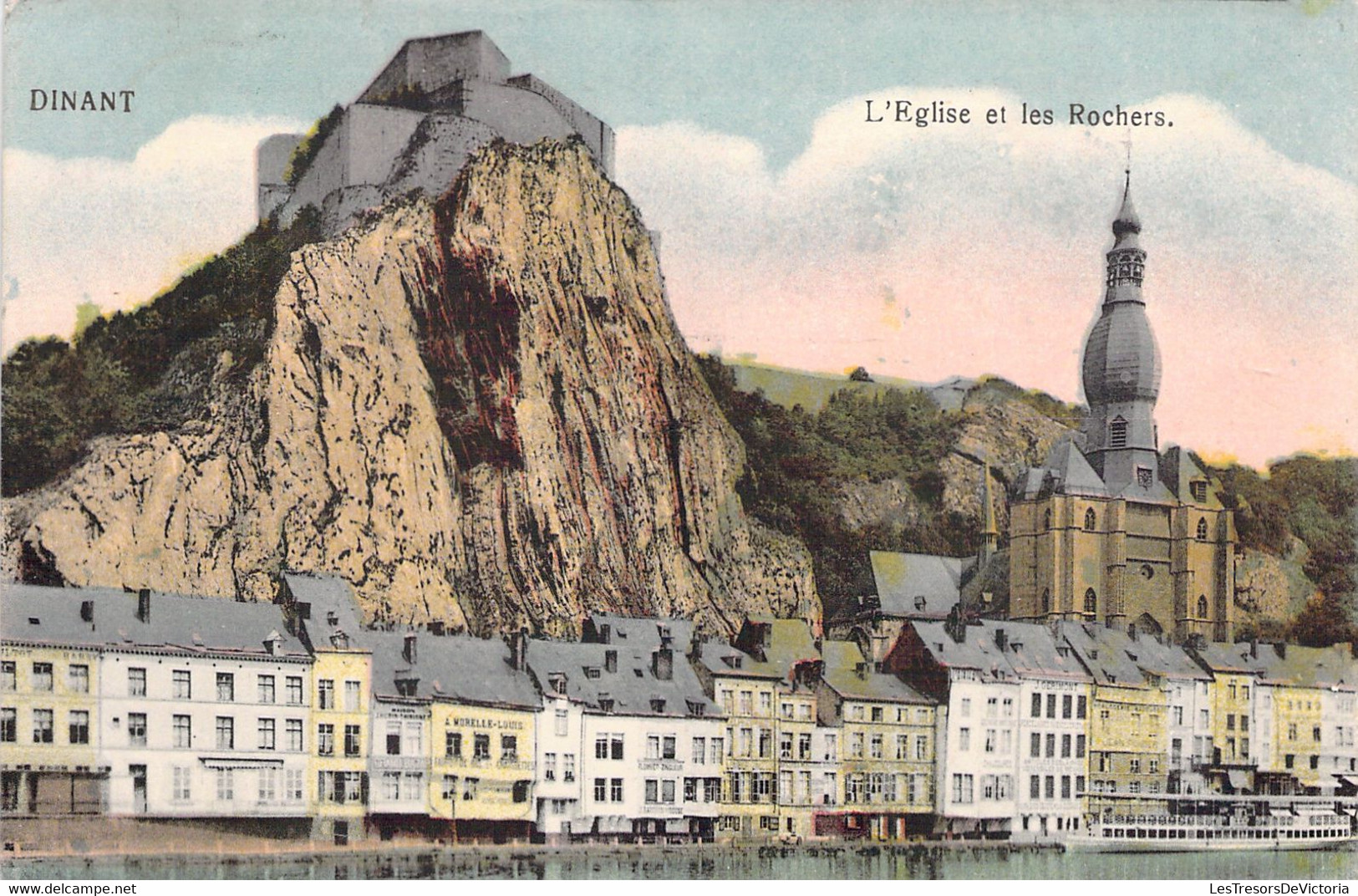 CPA Dinant - L'eglise Et Les Rochers - Oblitéré à Dinant En 1920 - Dinant