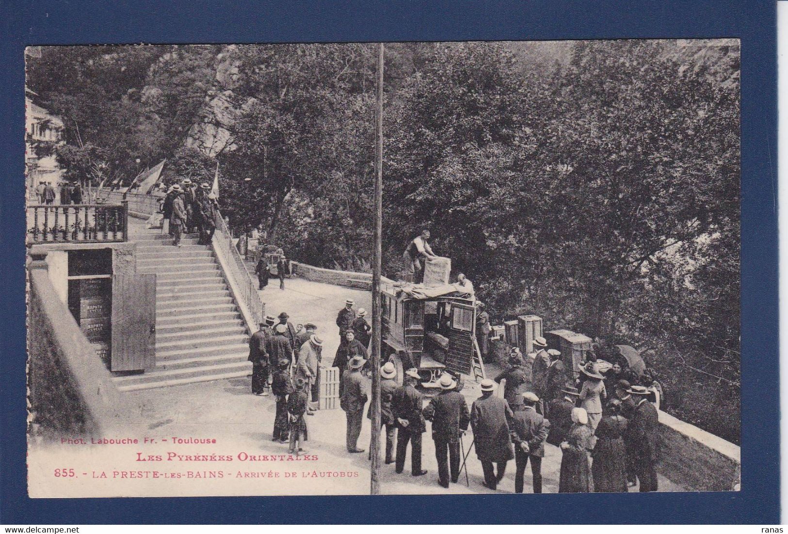 CPA [66] Pyrénées Orientales La Preste Les Bains Arrivée De L'autobus Courrier Circulé - Andere & Zonder Classificatie