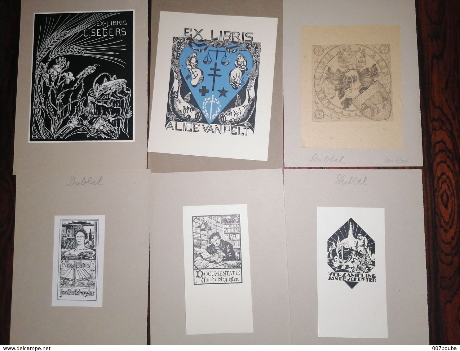 Lot d'une cinquantaine d'Ex-libris différents XXe