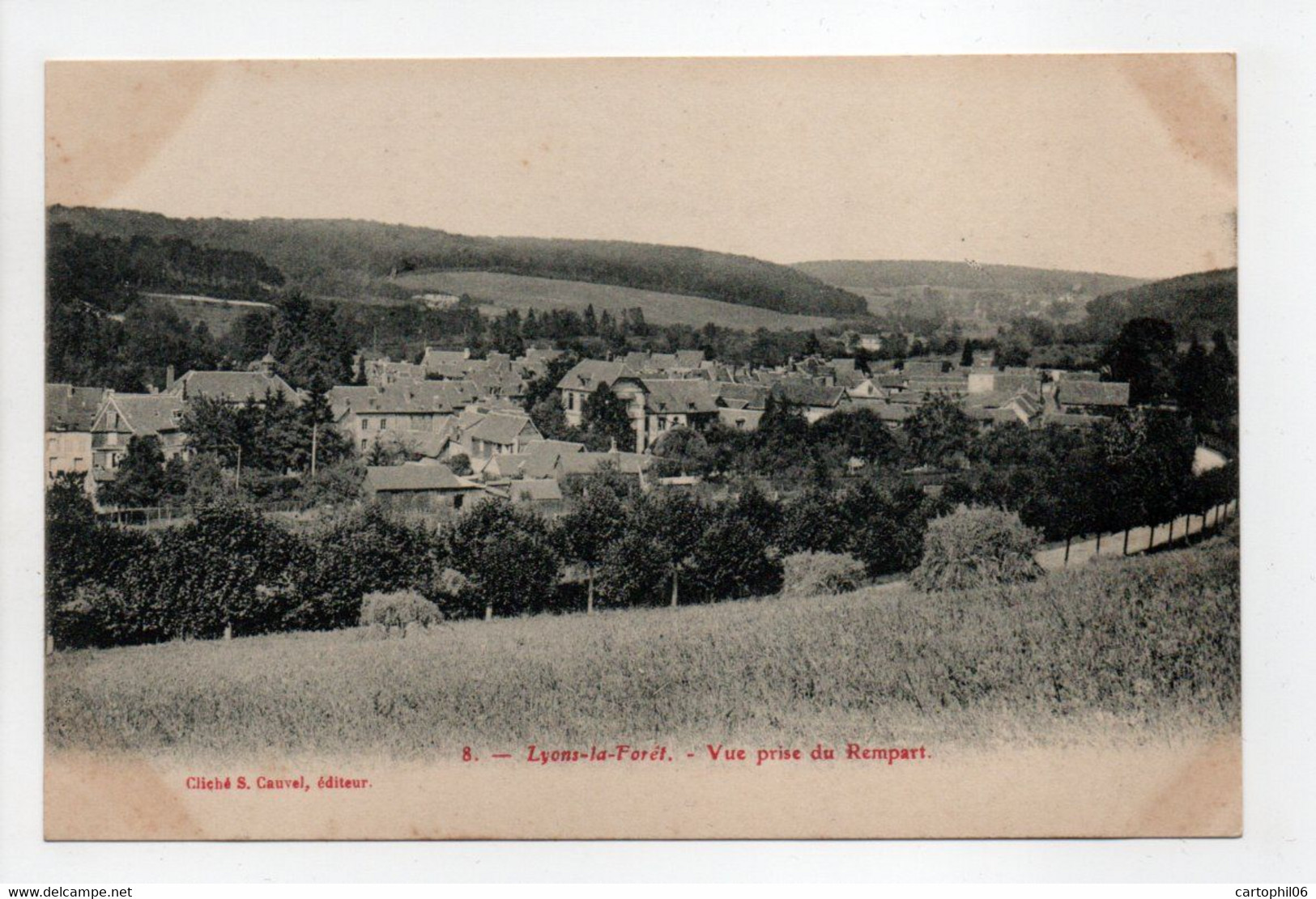 - CPA LYONS-LA-FORÊT (27) - Vue Prise Du Rempart - Edition Cauvel N° 8 - - Lyons-la-Forêt