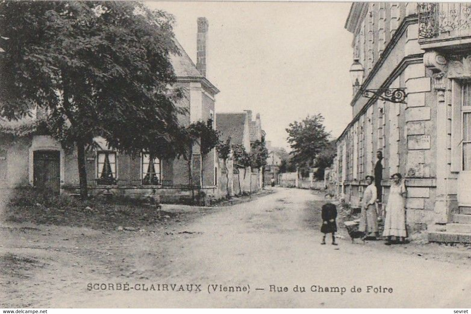 SCORBE CLAIRVAUX. -  Rue Du Champ De Foire - Scorbe Clairvaux