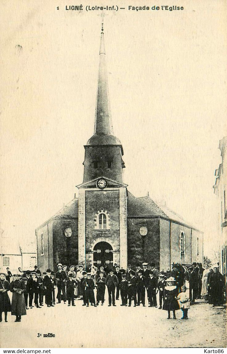 Ligné * Place De L'église Et La Façade * Villageois - Ligné