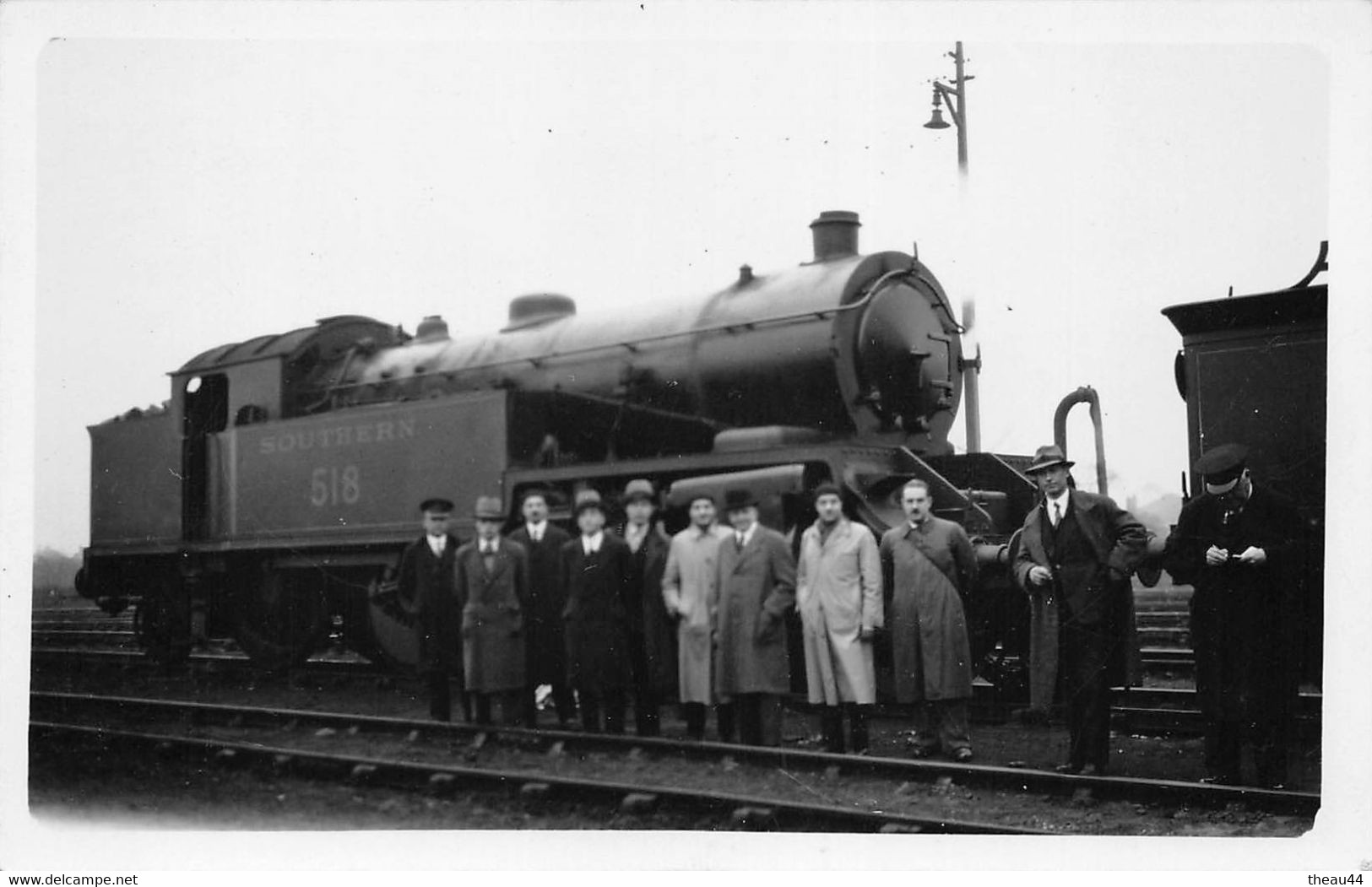 ¤¤   -    Chemin De Fer Du ROYAUME-UNI    -  Carte-Photo D'une Locomotive à Vapeur  -  Train  -  Cheminots    -   ¤¤ - Trenes