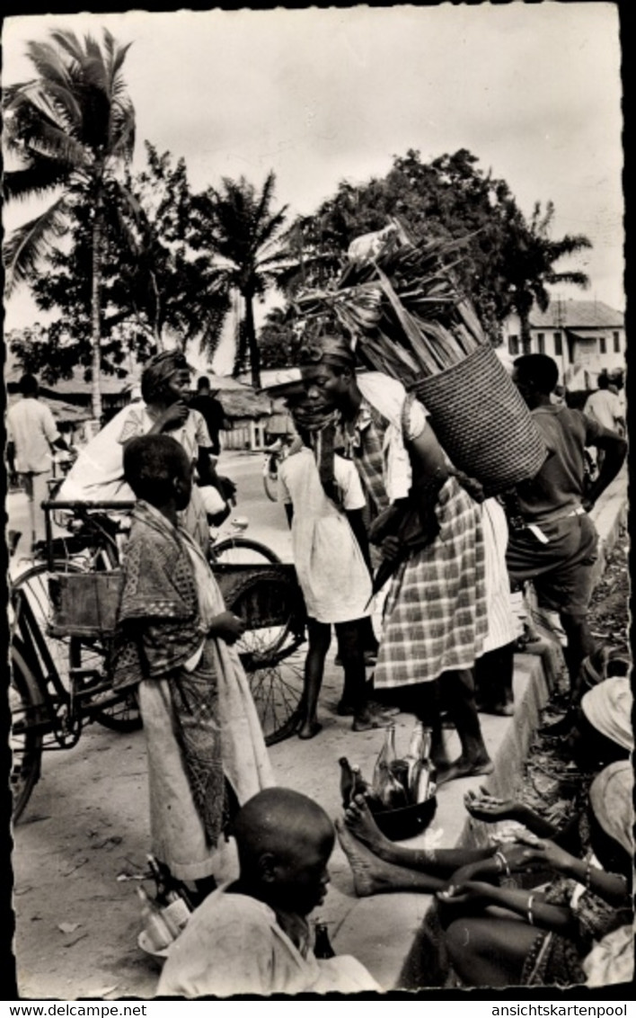 CPA Douala Duala Kamerun, Scene Du Rue - Cameroon