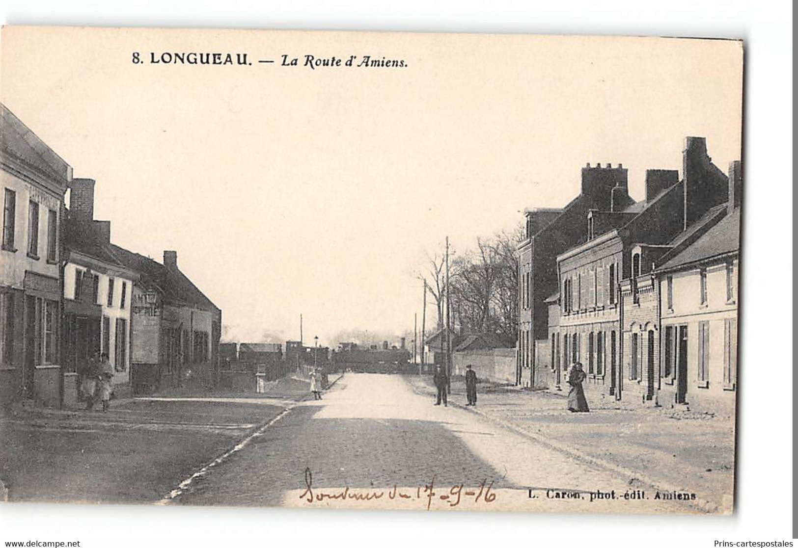 CPA 80 Longueau La Route D'Amiens Et Le Train - Longueau