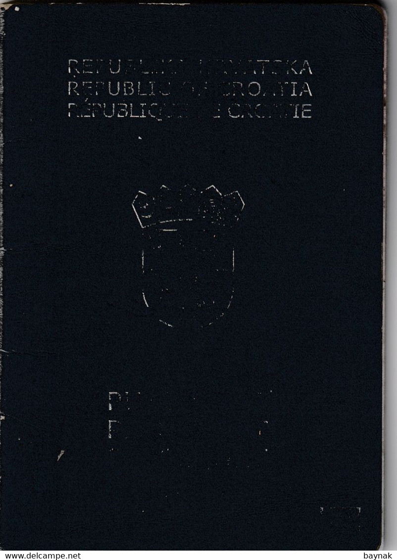 CROATIA  --  BIOMETRIC PASSPORT  -  1997  /   NICE  GIRL PHOTO  --  15 YEAR - Documentos Históricos