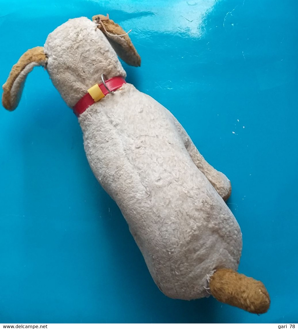 Peluche Ancienne, Chien - Intérieur En Paille (à Restaurer Partiellement) - Peluche