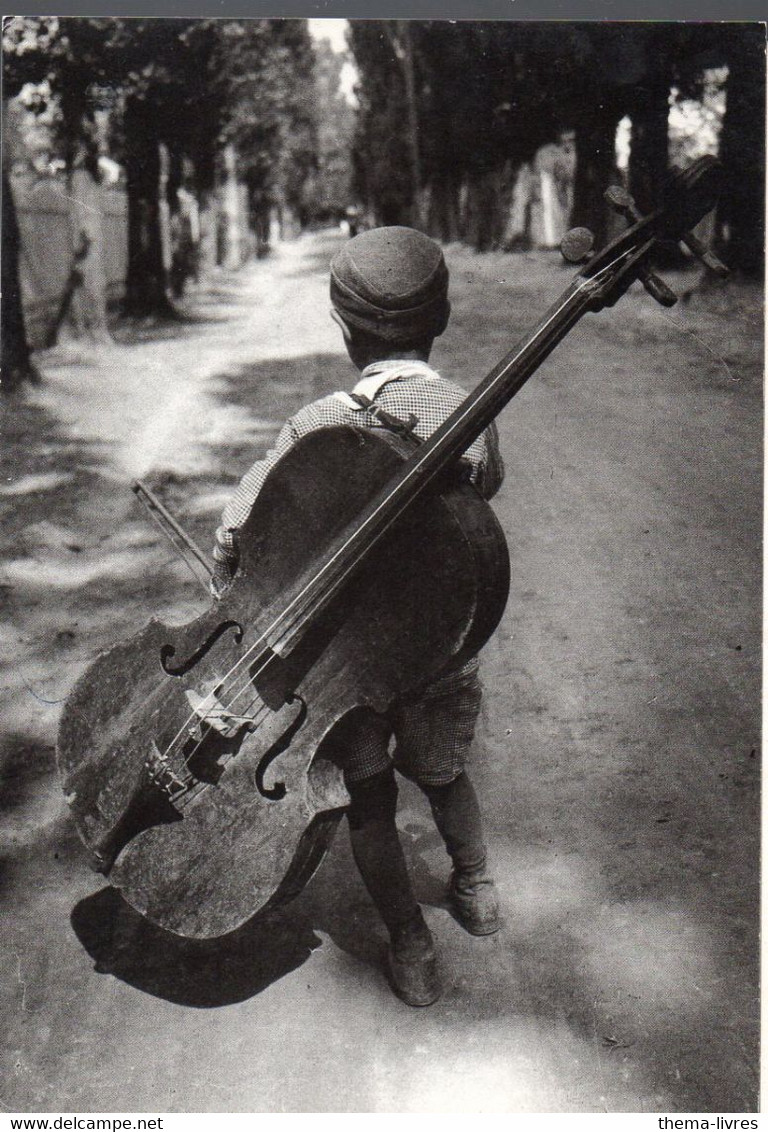 CPM De Photographe : EVA BESNYA (PPP37092) - Doisneau