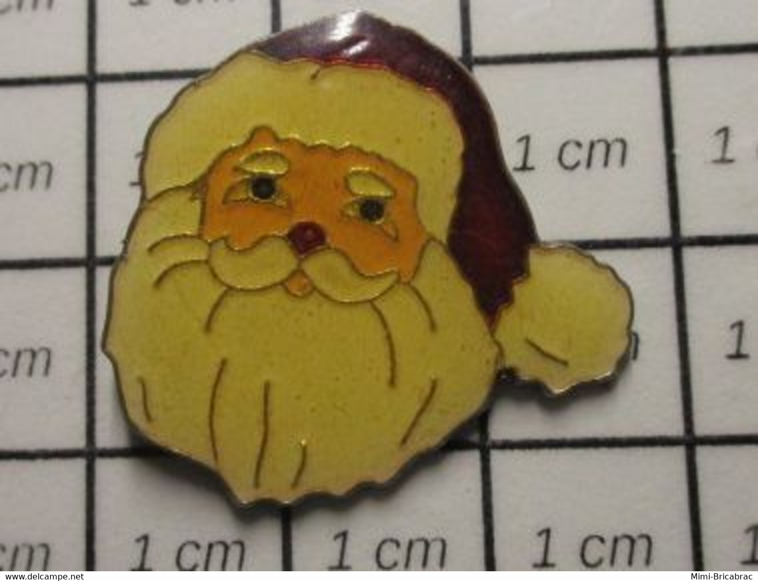 3519 Pin's Pins / Beau Et Rare / THEME : NOEL / TETE DE PERE NOEL AU NEZ ROUGE - Christmas