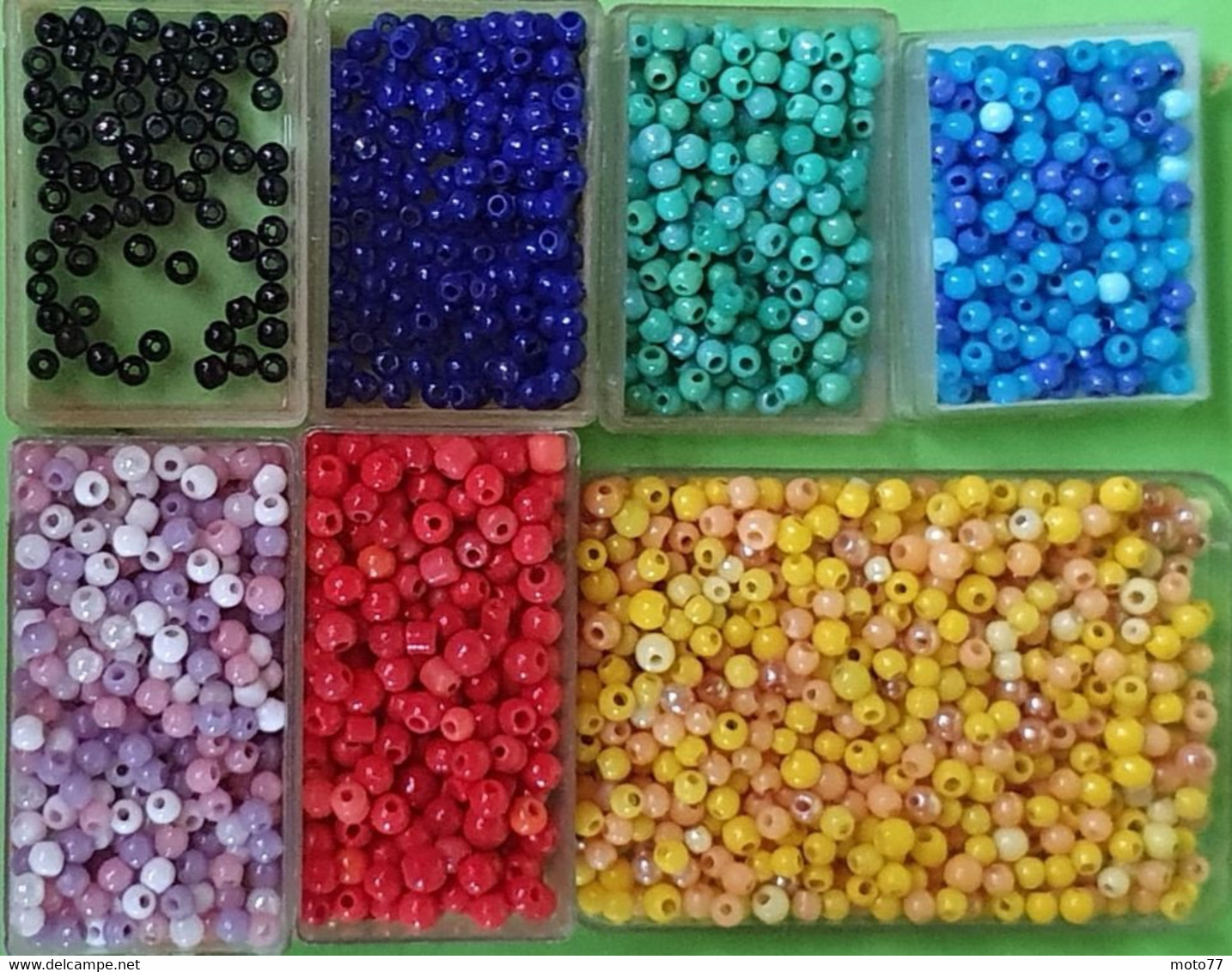 Lot Anciennes PERLES De Couleur - "neuf De Stock" - Vers 1950 1960 - Pearls