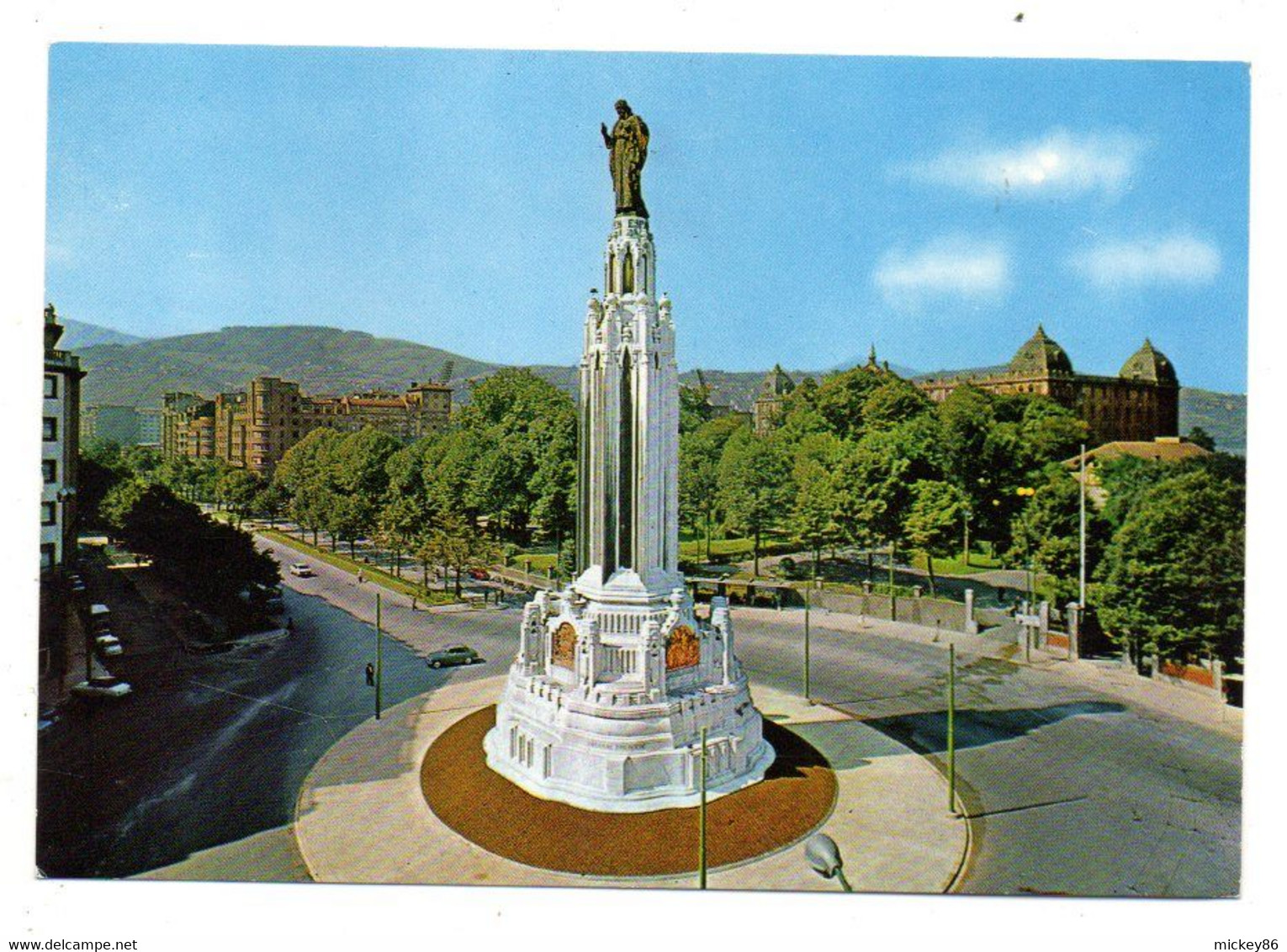 Espagne -- BILBAO -- Plaza Y Monumento Del Sagrado Corazon .....à Saisir - Vizcaya (Bilbao)