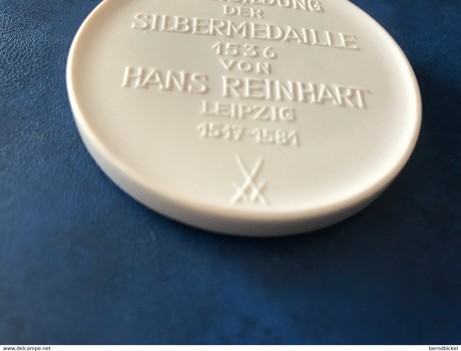 Meissen Plakette Nachbildung Silbermedaille Hans Reinhart 1536 Kreuzigung