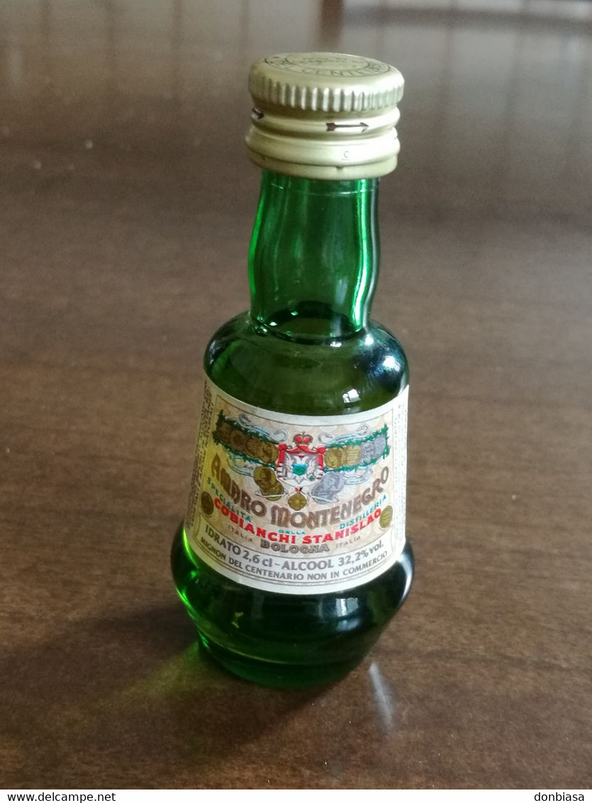 Amaro Montenegro: Bottiglia Mignon Tappo Metallo. Specialità Della Distilleria Cobianchi Stanislao (Bologna) - Spiritus