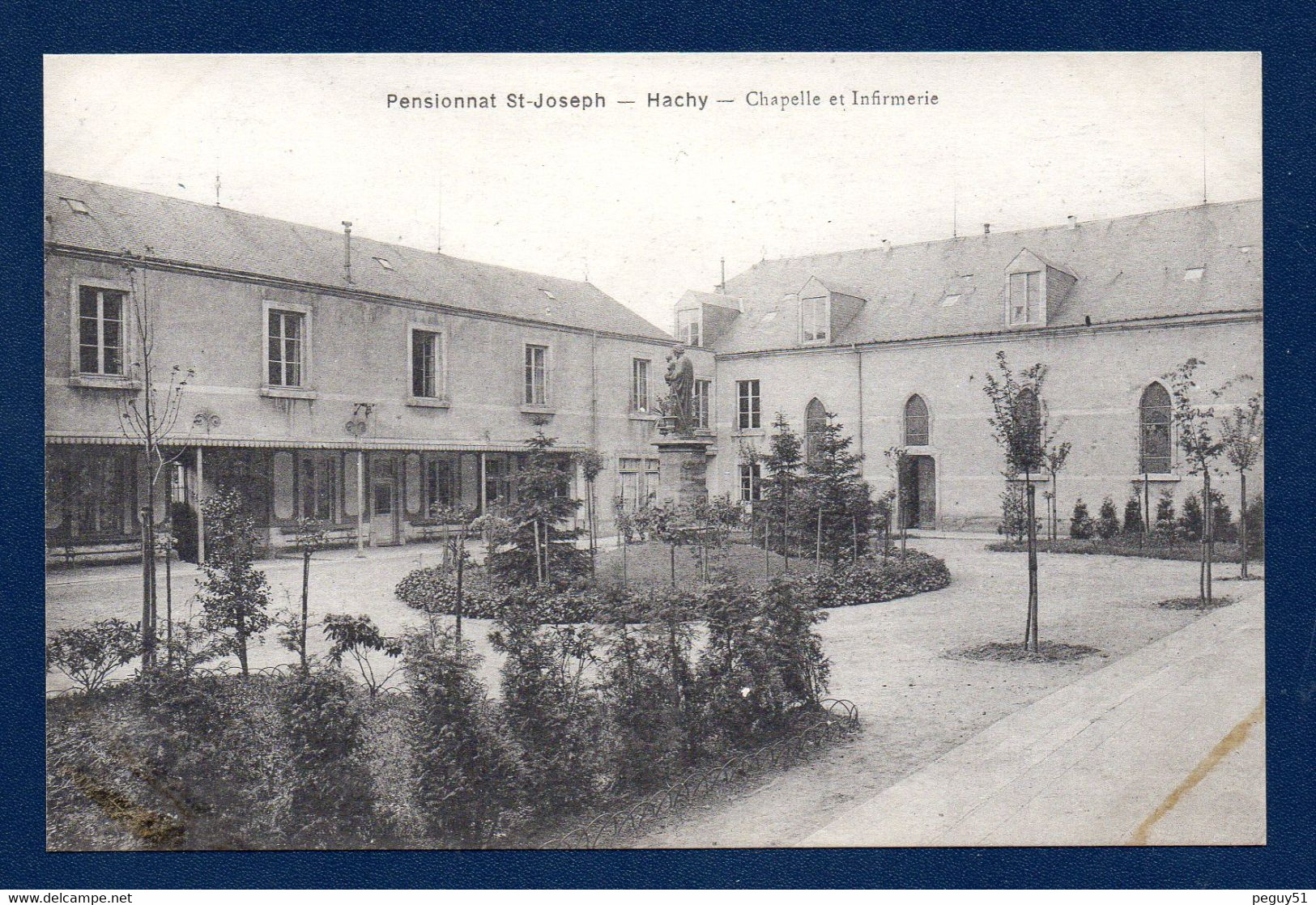 Hachy. (Habay). Pensionnat Saint-Joseph. Chapelle Et Infirmerie. - Habay