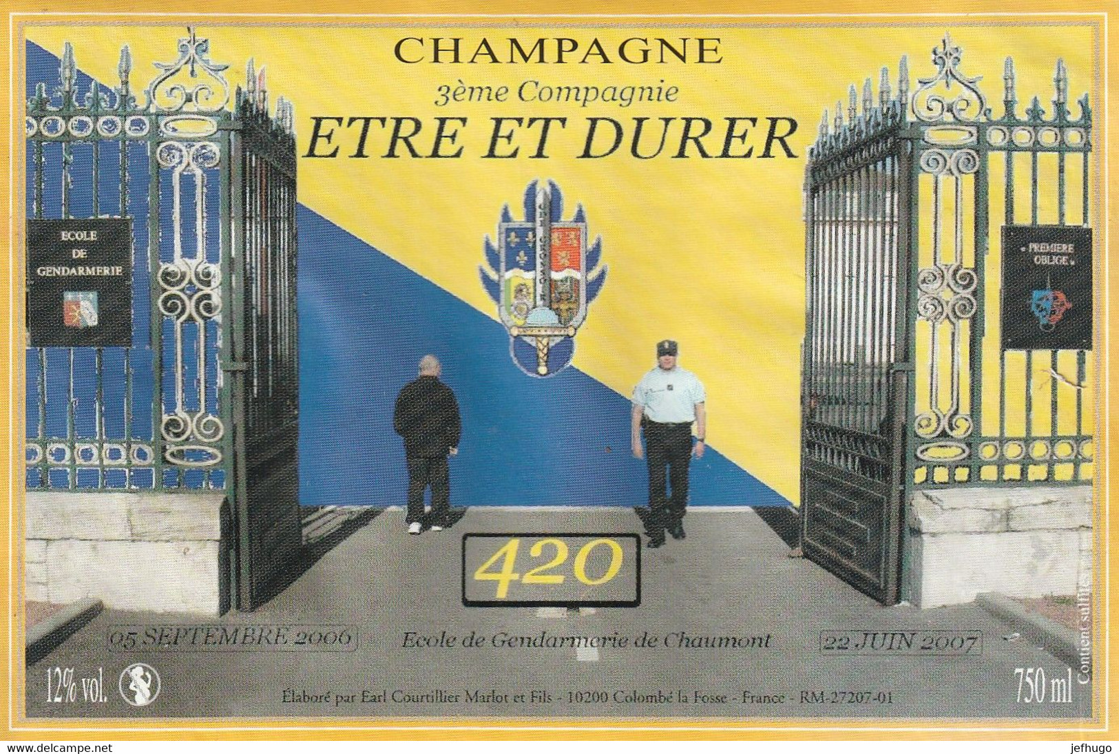 1096 - ETIQUETTE CHAMPAGNE ECOLE GENDARMERIE CHAUMONT . SEPTEMBRE 2000 . 3ème Cie ETRE ET DURER JOLI DECORS - Champagne