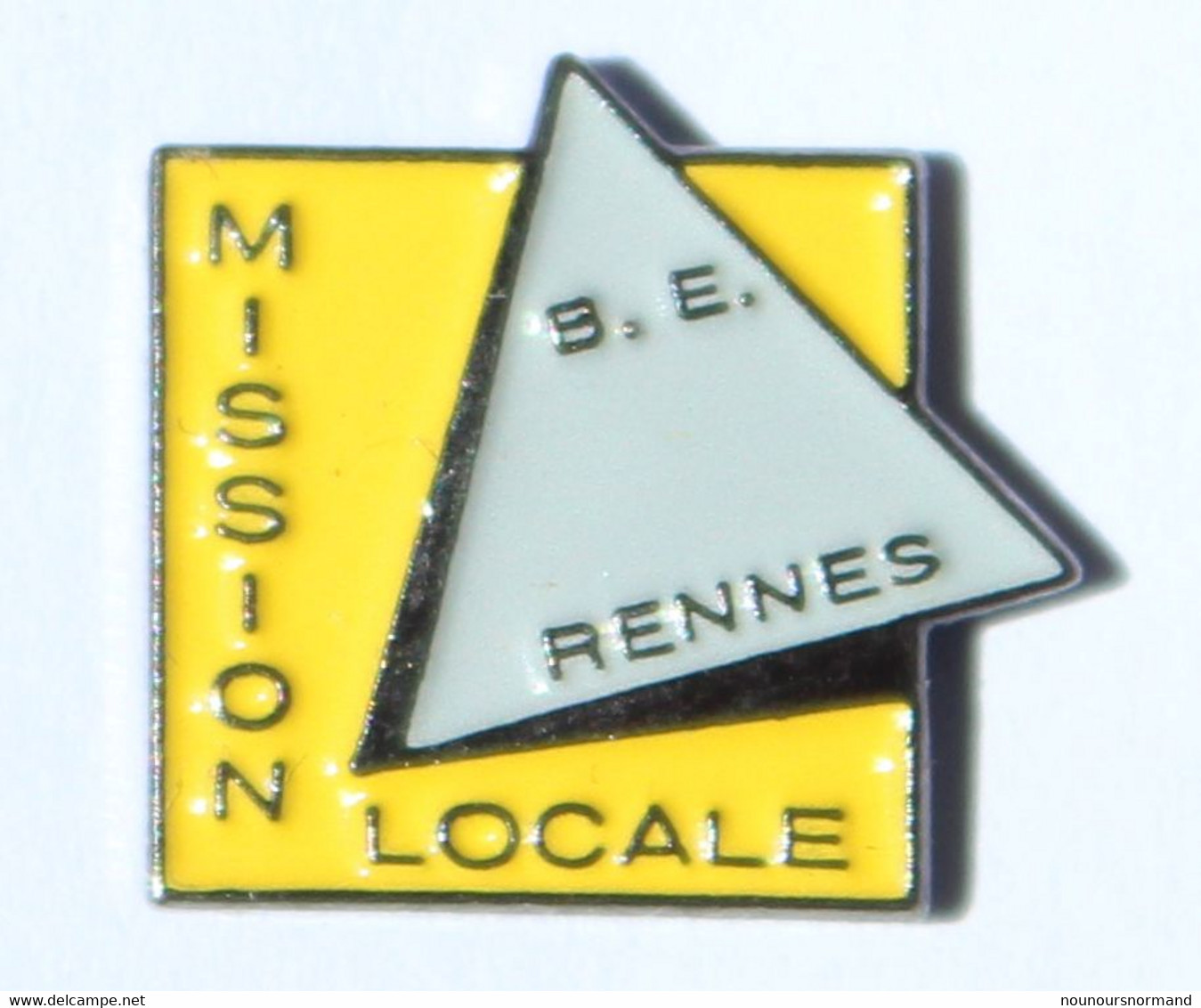 Pin's B.E. RENNES (35) - MISSION LOCALE - Le Logo - L115 - Administrations