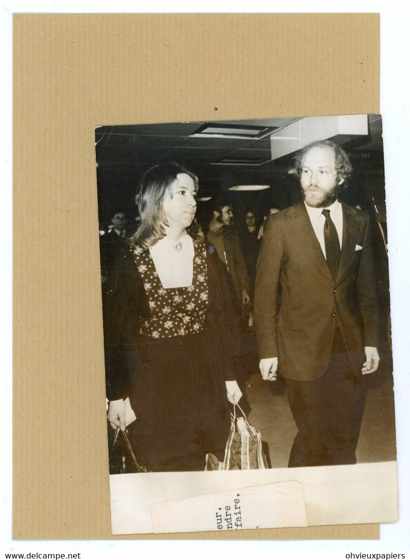 Affaire JEREMY CARTLAND  / JEREMY Et  ELIZABETH CARTLAND De Retour à HEATHROW  En 1973 - Identified Persons