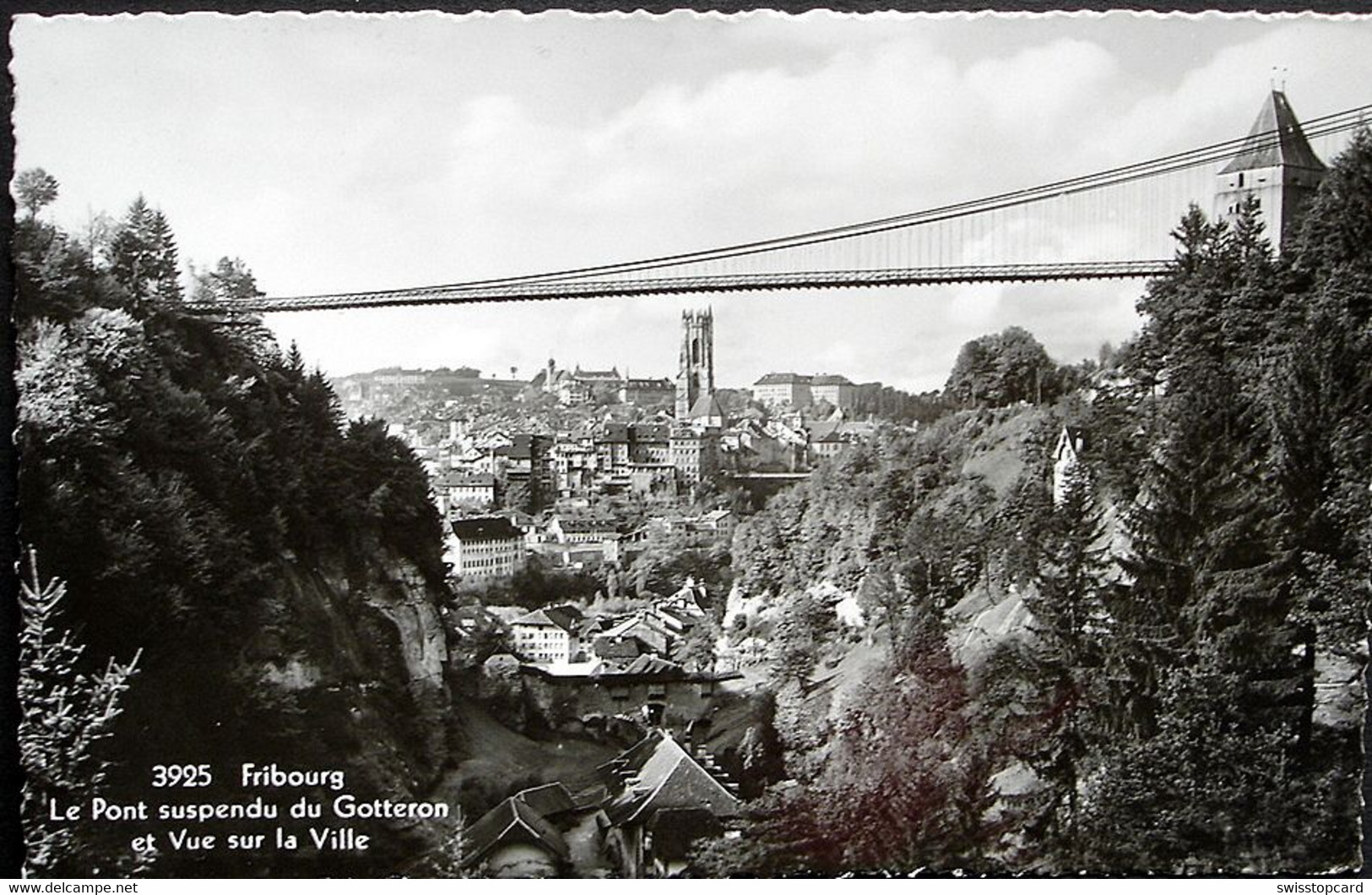 FRIBOURG Le Pont Suspendu Du Gotteron Et Vue Sur La Ville - Pont-la-Ville