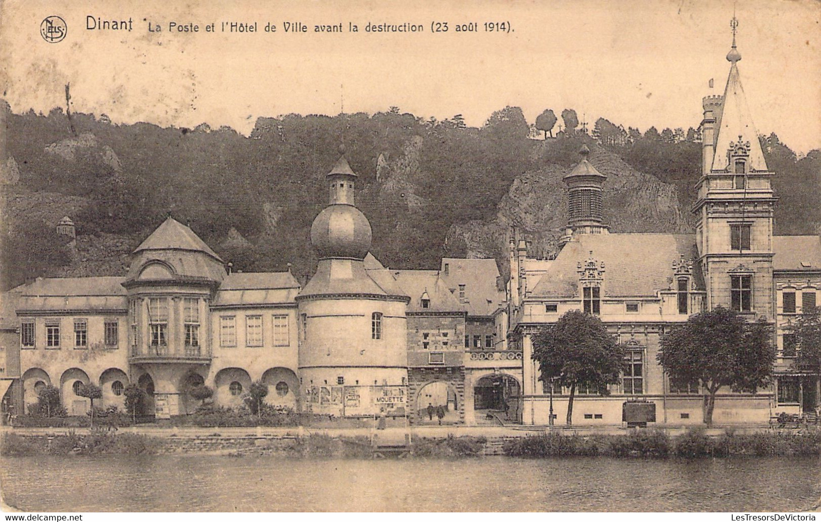 CPA Dinant - La Poste Et L'hotel De Ville Avant La Destruction - 23 Aout 1914 - Dinant