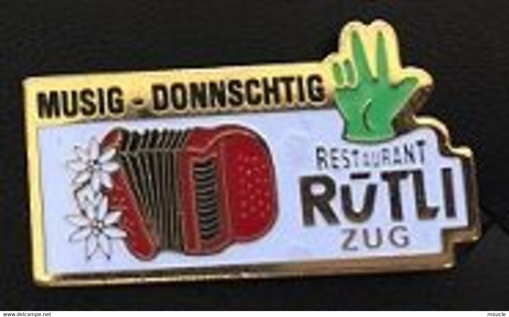 ACCORDEON - ACCORDION - AKKORDEON - HANDÖRGELI - MUSIC - DONNSCHTIG - RESTAURANT RUTLI - ZUG - SUISSE - SCHWEIZ - (30) - Muziek