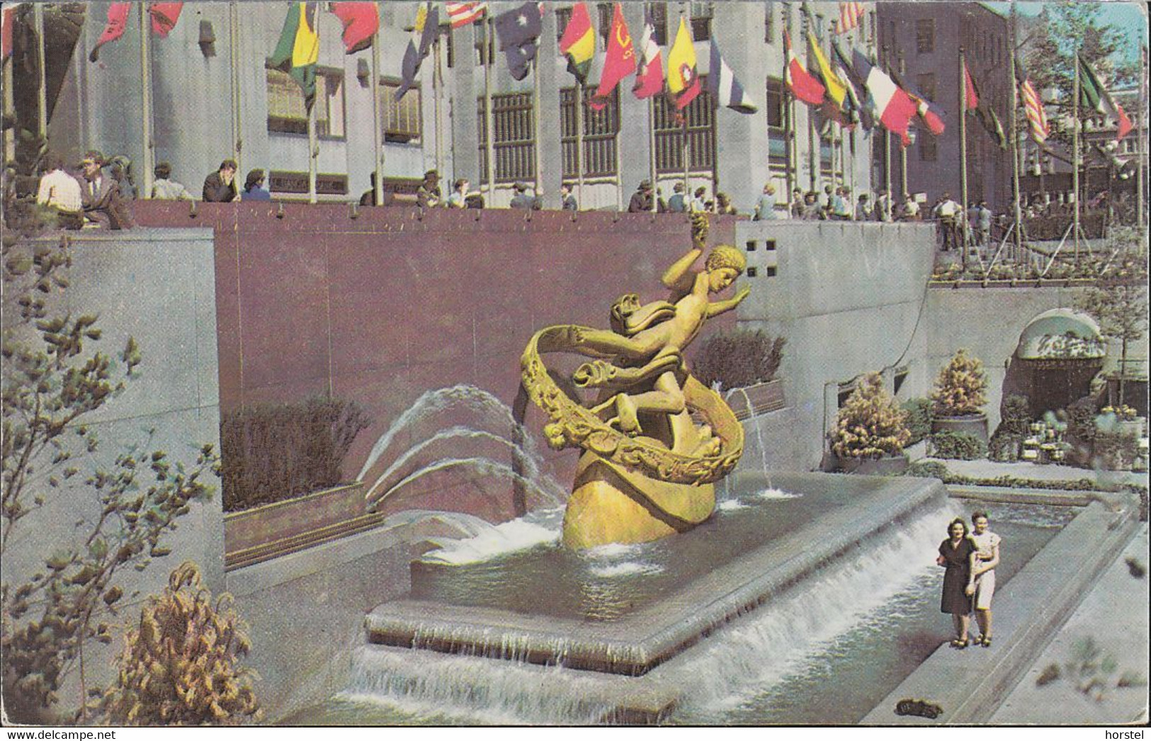 USA - New York - Prometheus Statue - Plaza Of Rockefeller Center - Long Island