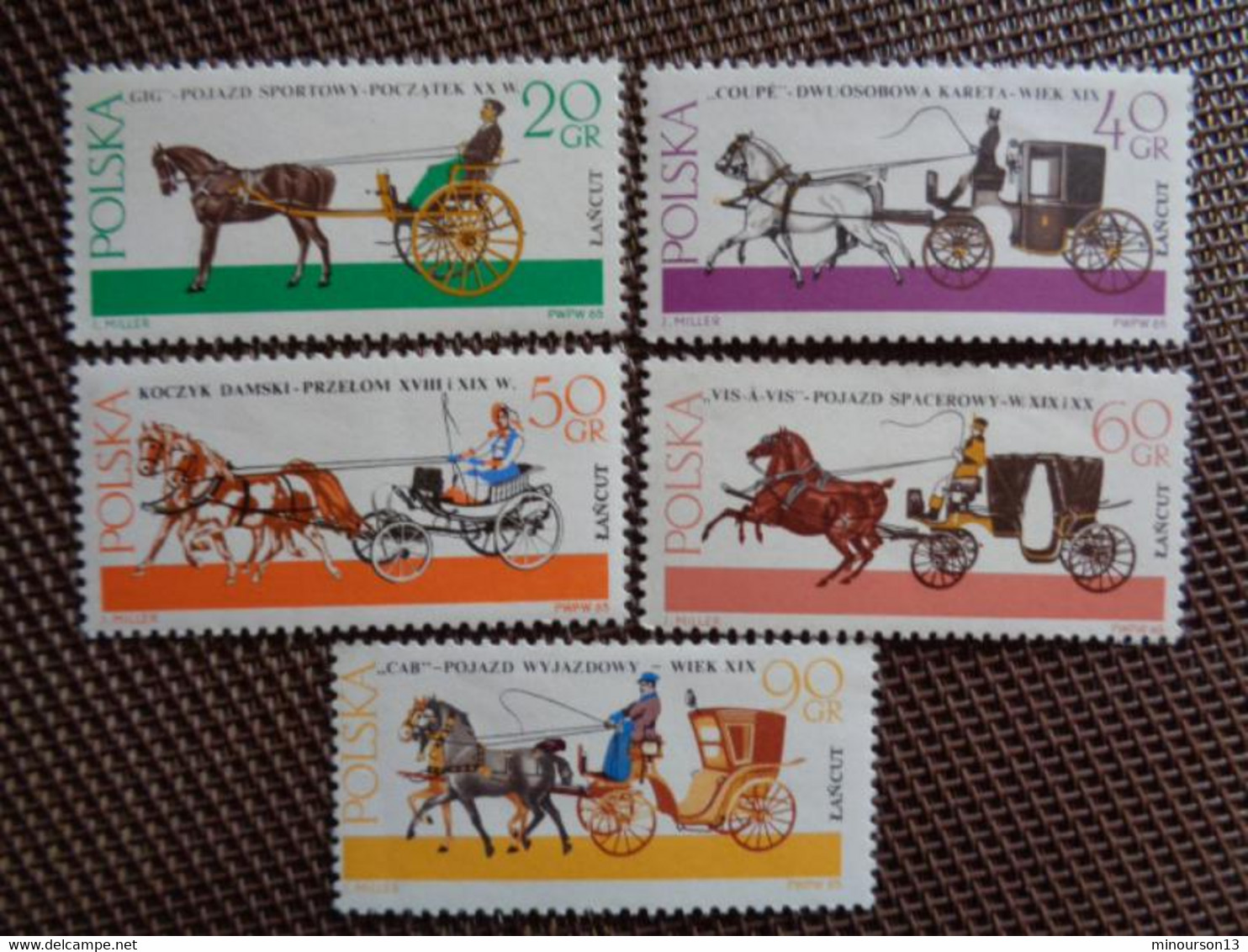 LOT DE NOMBREUX TIMBRES POLOGNES, BLOCS SERIES, POISSONS, FLEURS, MONUMENTS, FOLKLORE, ETC...... **