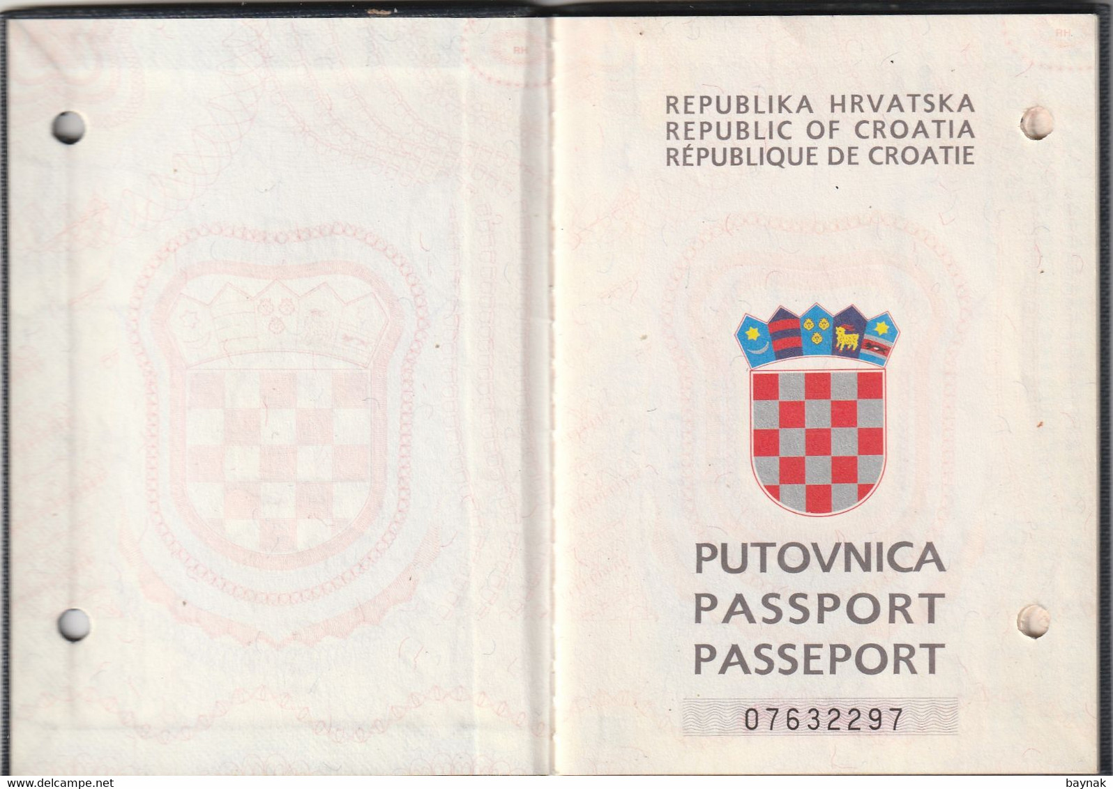 C124 --   PASSPORT  --   CROATIA  --   I. MODEL  --  1994  --  NICE LADY PHOTO  -- - Historical Documents