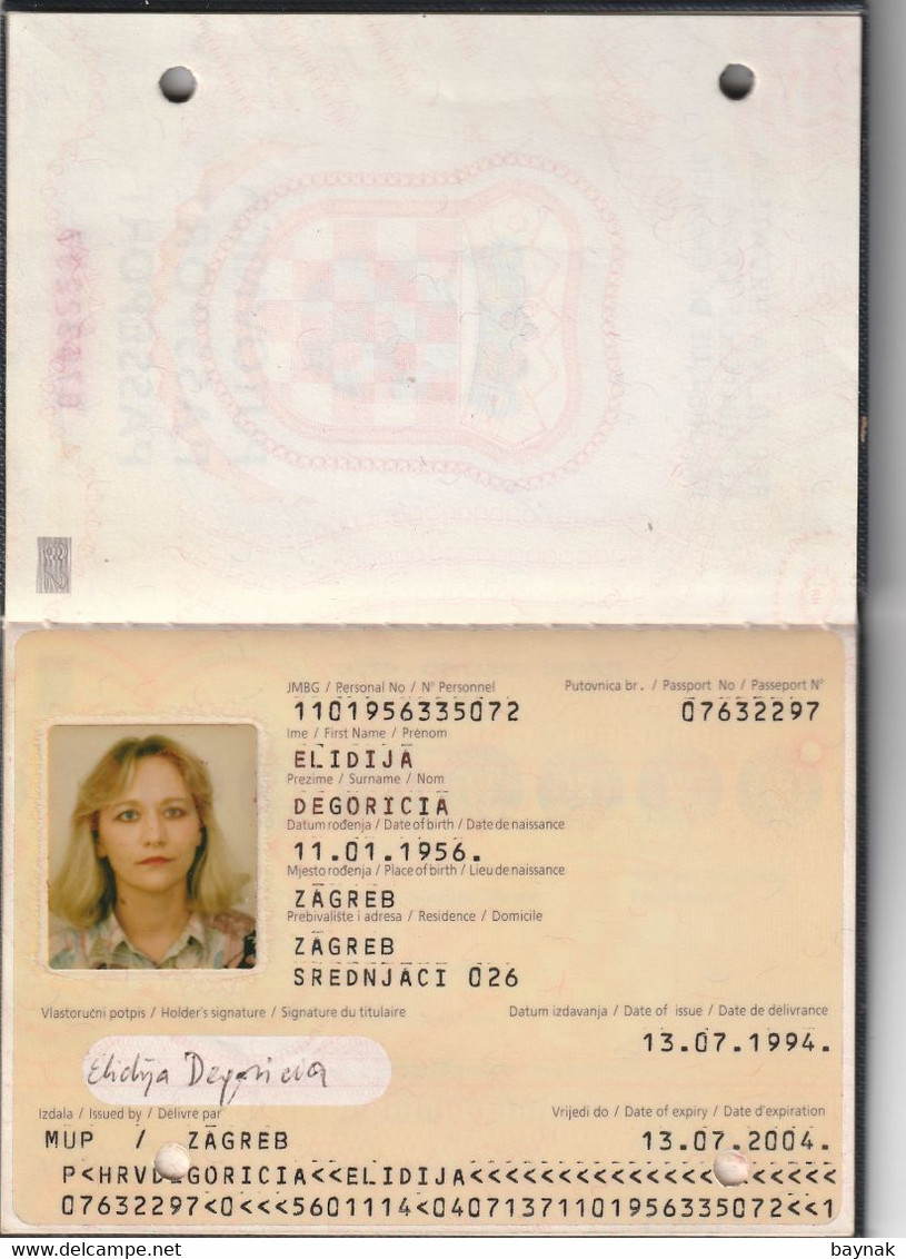 C124 --   PASSPORT  --   CROATIA  --   I. MODEL  --  1994  --  NICE LADY PHOTO  -- - Historical Documents