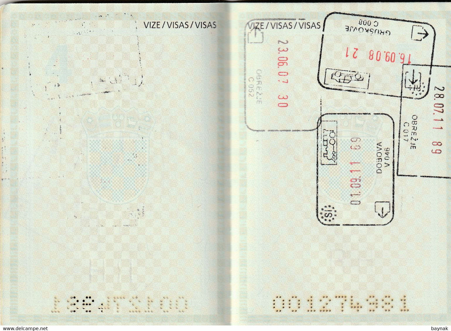 C128 --   PASSPORT  --   CROATIA  --   II. MODEL  --  2002  --    LADY PHOTO - Historical Documents