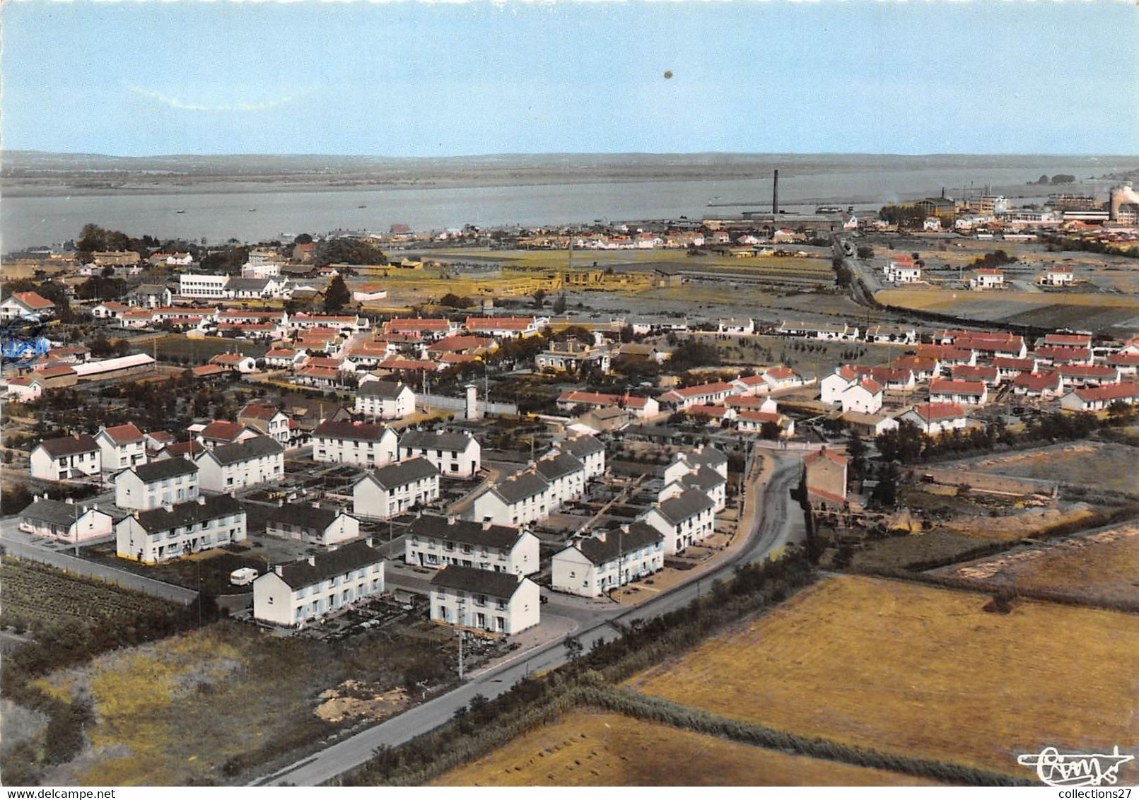 44-PAIMBOEUF- VUE AERIENNE CITE DES AMOURETTES - Paimboeuf