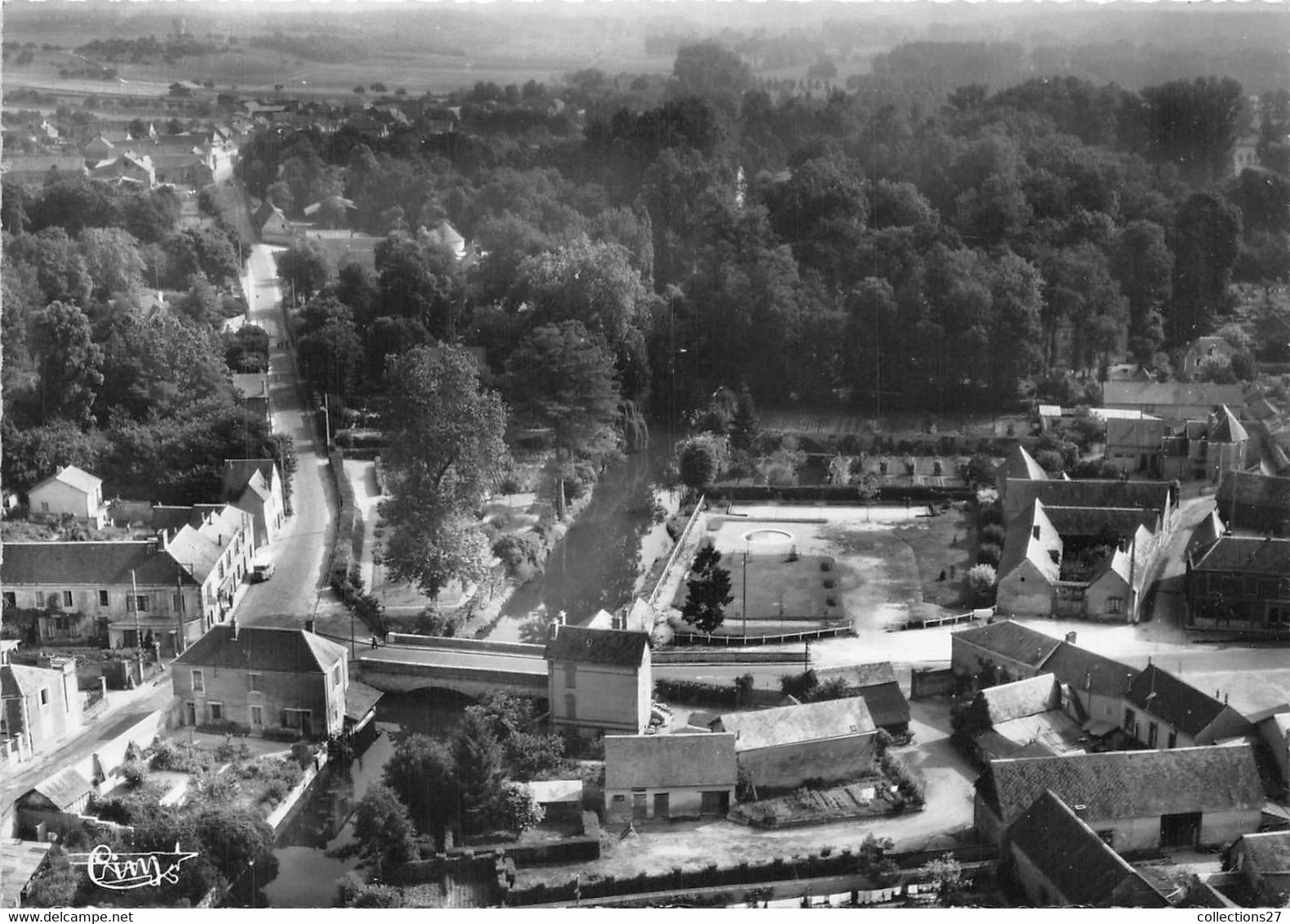 28-JOUY- VUE AERIENNE - Jouy